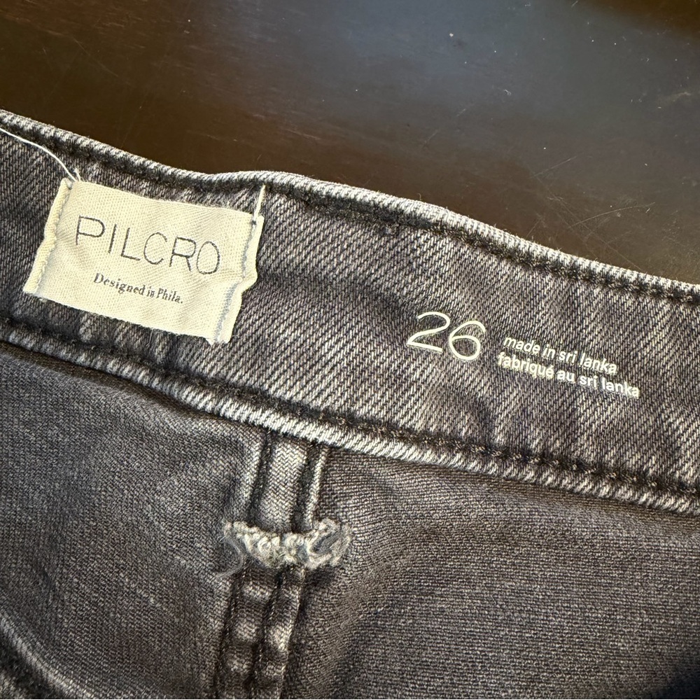 Pilcro Washed Black / Charcoal Gray Cropped Length Jeans Size 26 - Picture 8 of 16